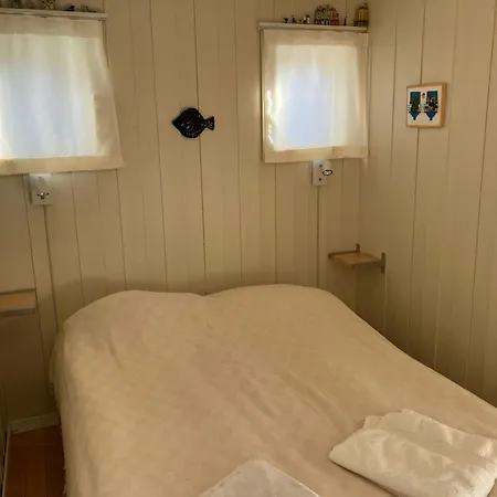 Semesterbostad The Summer House On The Rocky At *