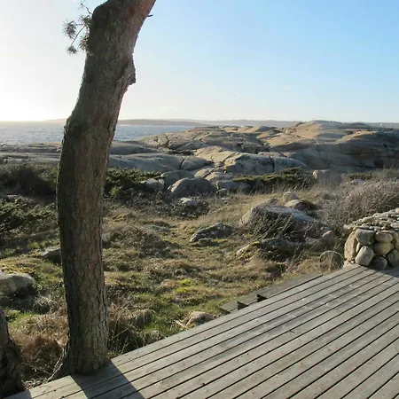 The Summer House On The Rocky At *